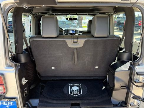 Used 2012 Jeep Wrangler Rubicon AWD/4WD image 15
