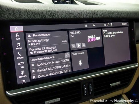 Used 2021 Porsche Cayenne E-Hybrid image 21