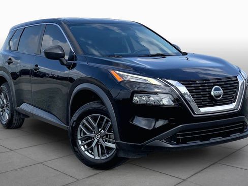 Used 2021 Nissan Rogue S FWD image 3