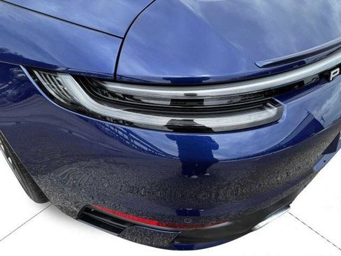 Used 2024 Porsche 911 Carrera RWD image 12