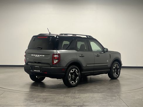 Used 2022 Ford Bronco Sport Outer Banks image 8