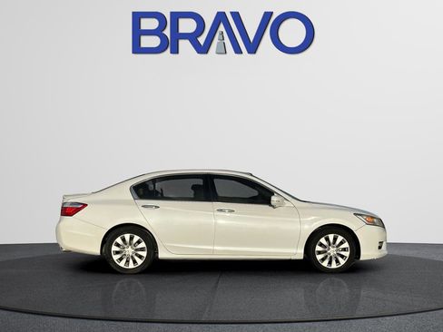 Used 2014 Honda Accord Touring image 4