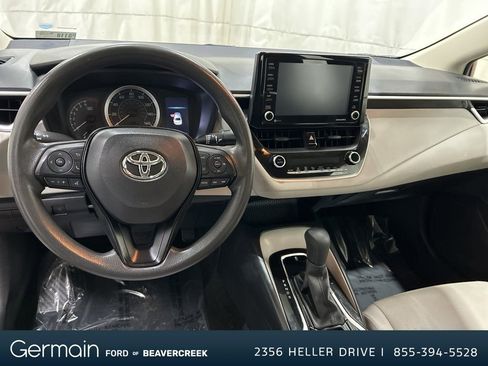 Used 2022 Toyota Corolla LE image 15