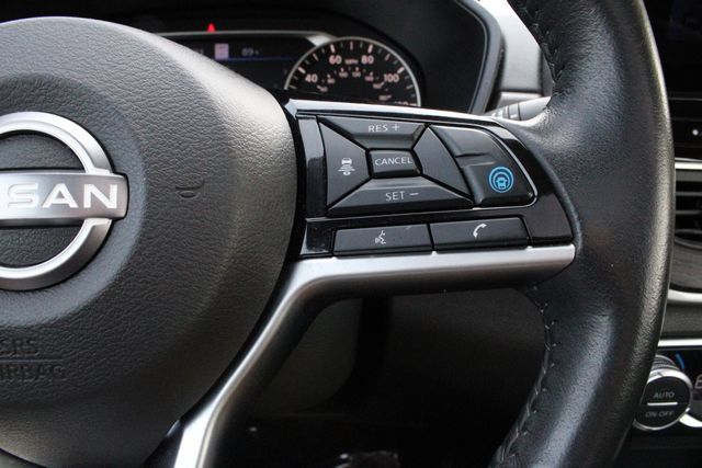 Used 2024 Nissan Altima 2.5 SL AWD/4WD image 8