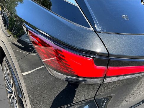 Used 2023 Lexus RX 350 Premium Plus w/ Cold Area Package FWD image 28