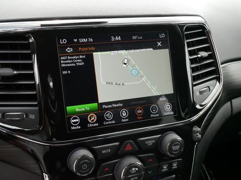 Used 2022 Jeep Grand Cherokee Laredo X AWD/4WD image 22