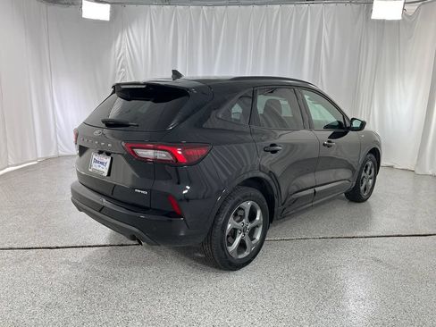 Used 2023 Ford Escape ST-Line w/ Tech Pack #1 AWD/4WD image 5