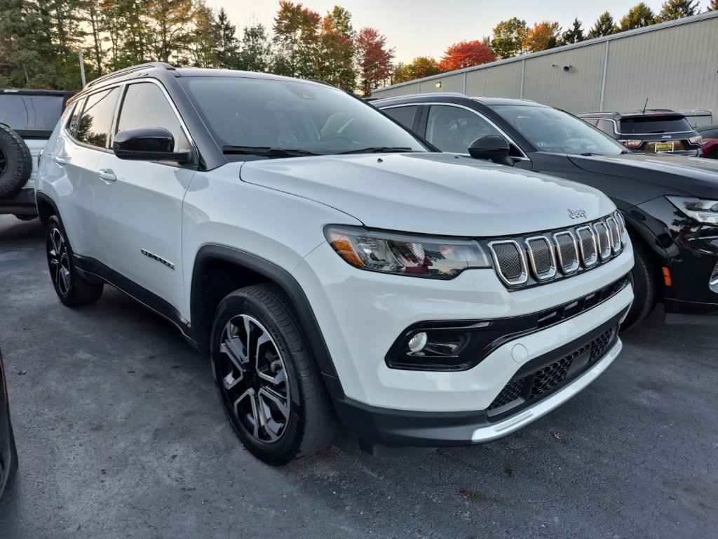 Used 2022 Jeep Compass Limited AWD/4WD image 1