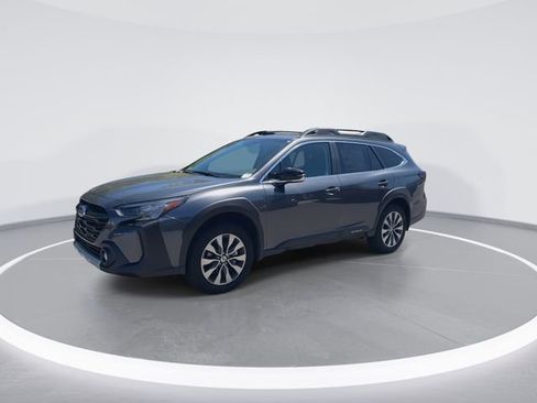 Certified 2025 Subaru Outback Limited AWD/4WD image 4