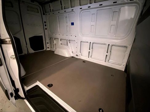 Used 2025 Mercedes-Benz Sprinter 2500 image 12