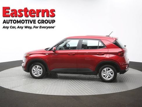 Used 2025 Hyundai Venue SE FWD image 59