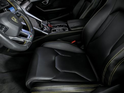 Used 2019 Lamborghini Urus AWD/4WD image 18