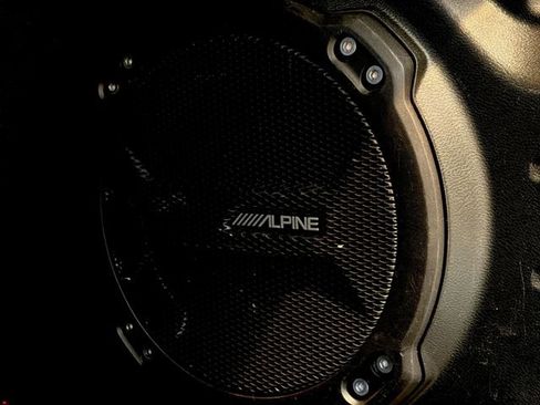 Used 2022 Jeep Wrangler Unlimited Sahara w/ Cold Weather Group image 37