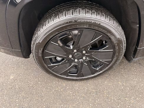 Used 2025 Jeep Wagoneer S Launch Edition image 28