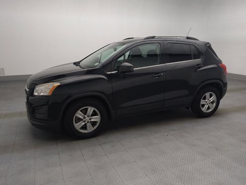 Used 2016 Chevrolet Trax LT FWD image 2