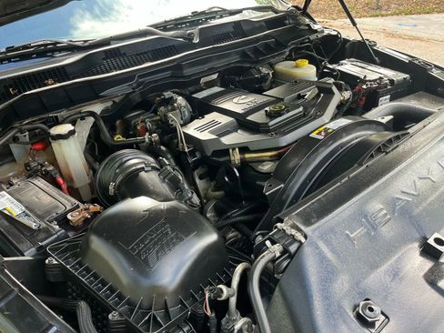 Used 2018 RAM 2500 Big Horn w/ Sport Appearance Group image 12