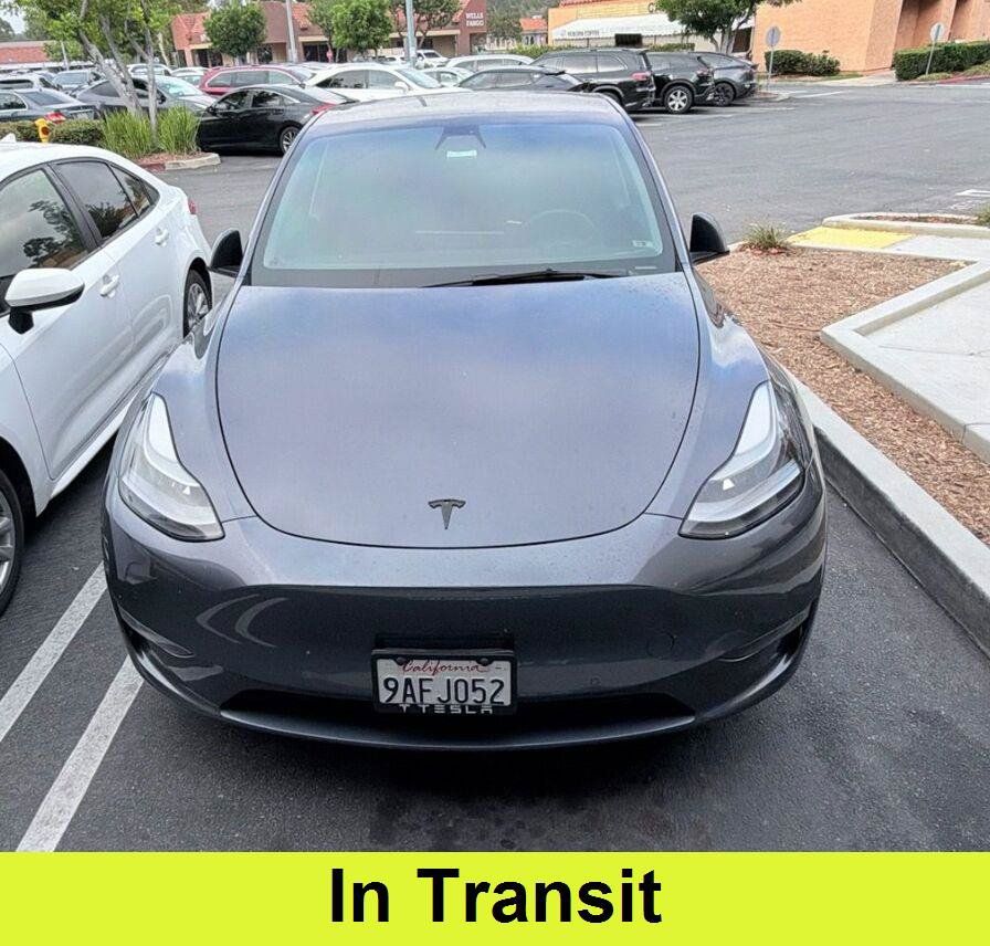 Used 2022 Tesla Model Y Performance AWD/4WD image 1