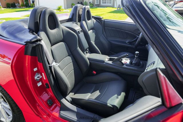 Used 2004 Honda S2000 image 38