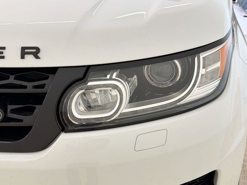 Used 2017 Land Rover Range Rover Sport HSE Dynamic image 11