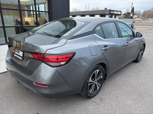 Used 2022 Nissan Sentra SV image 9