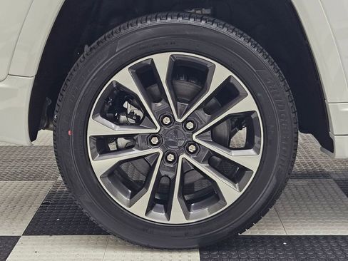 New 2025 Jeep Grand Cherokee L Overland w/ Advanced Protech Group III image 7