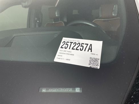 Used 2023 GMC Yukon Denali Ultimate image 34