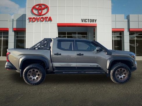 Used 2025 Toyota Tacoma 4x4 Double Cab Hybrid w/ Tow Tech Package image 2