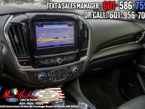 Used 2018 Chevrolet Traverse Premier w/ Driver Confidence II Package image 14