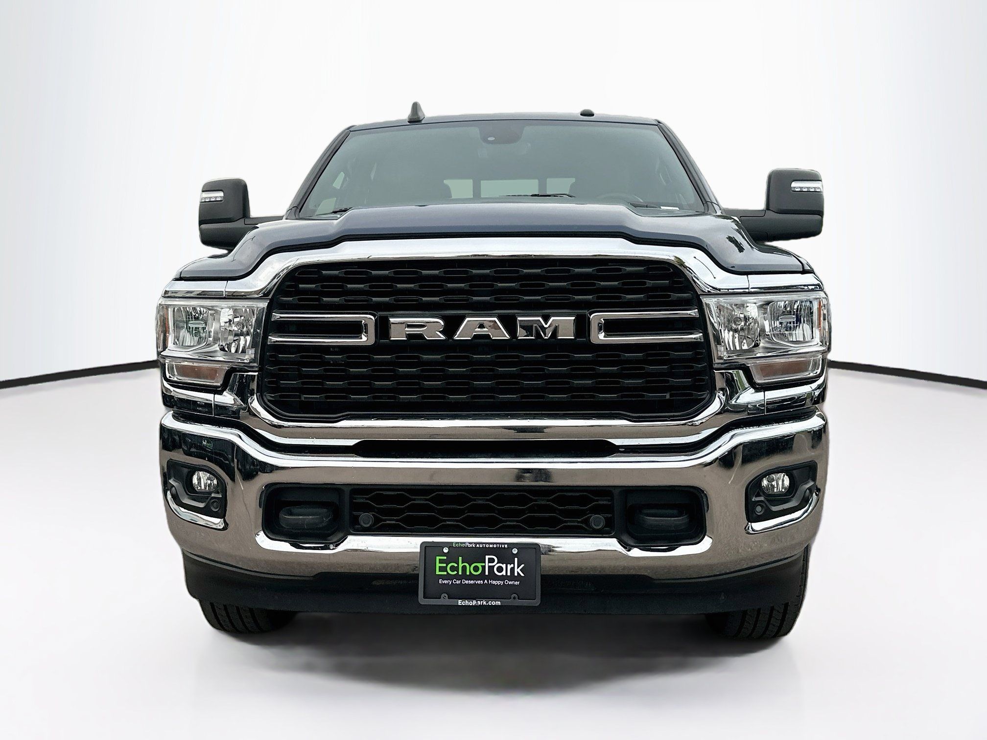 Used 2024 RAM 2500 Big Horn w/ Level 2 Equipment Group AWD/4WD image 2