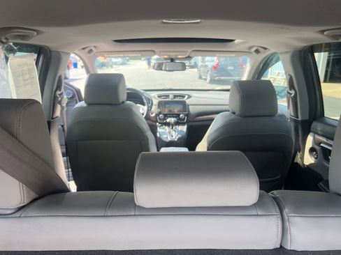 Used 2017 Honda CR-V Touring image 21