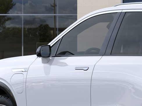 New 2027 Cadillac Vistiq Luxury w/ LPO, Trailering Package AWD/4WD image 12