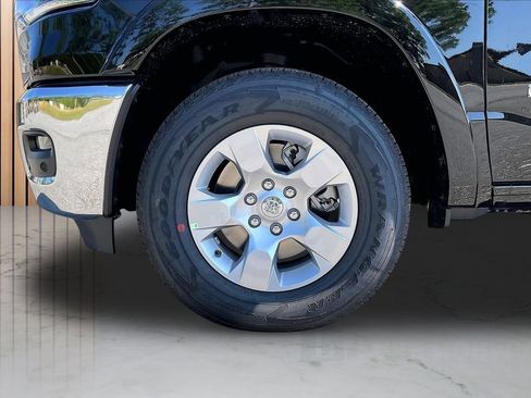 New 2026 RAM 1500 Big Horn AWD/4WD image 31