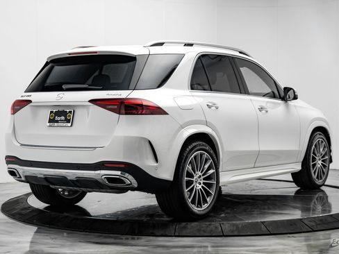 Used 2025 Mercedes-Benz GLE 450 4MATIC w/ AMG Line Exterior image 17