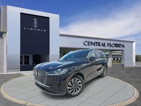 New 2025 Lincoln Aviator 2WD w/ Equipment Group 101A image 33