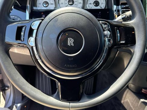 Used 2013 Rolls-Royce Ghost RWD image 9