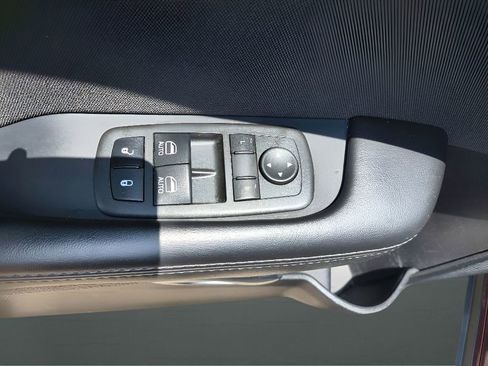 Used 2022 Dodge Challenger SXT w/ Blacktop Package image 10