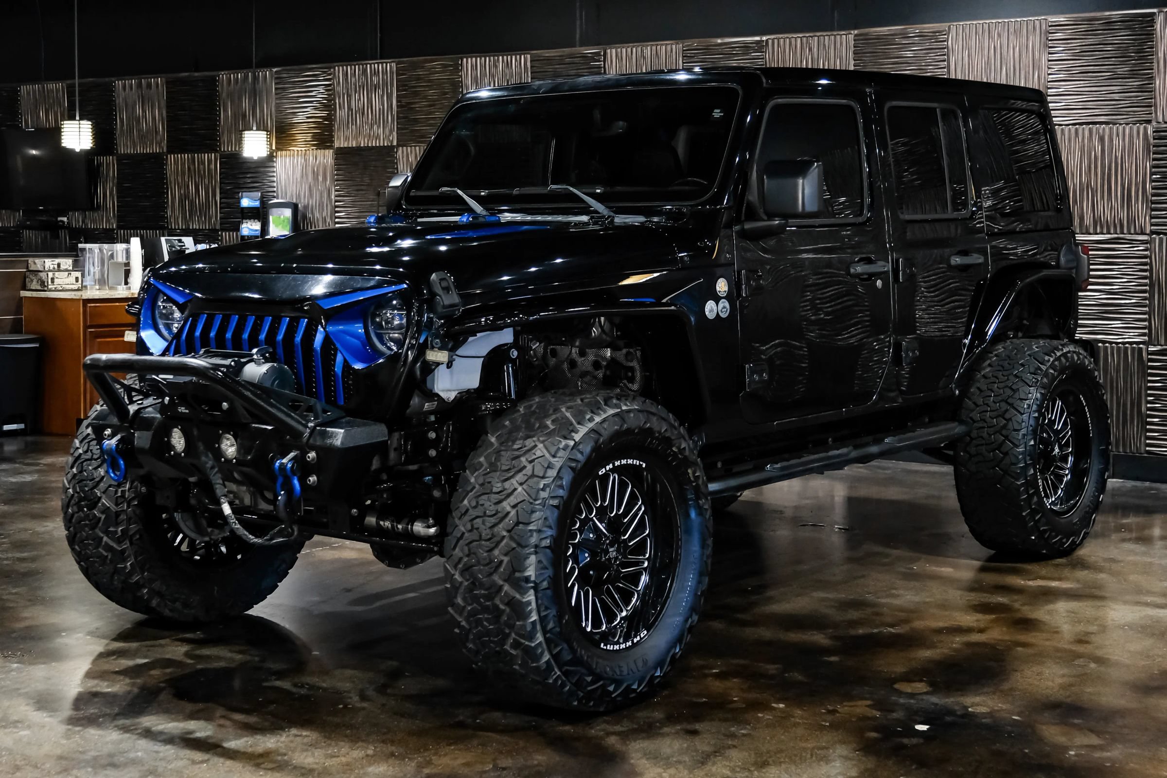 Used 2019 Jeep Wrangler Unlimited Rubicon AWD/4WD image 6