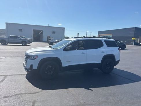 Used 2021 GMC Acadia AT4 w/ Preferred Package AWD/4WD image 2