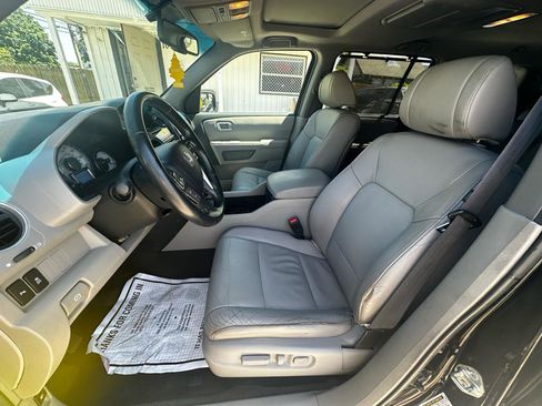 Used 2012 Honda Pilot Touring image 10