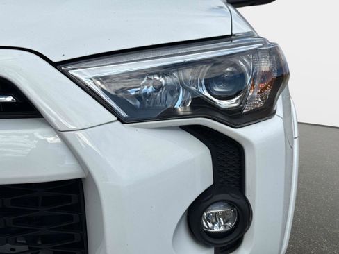 Used 2023 Toyota 4Runner SR5 Premium w/ Moonroof Package image 10