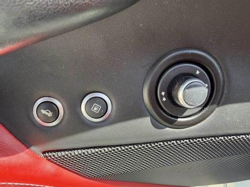 Used 2015 Ferrari California T RWD image 35