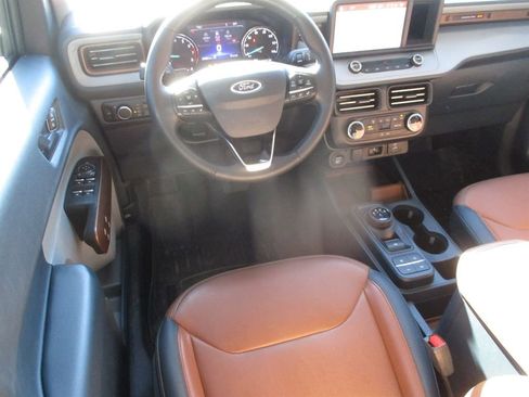 Used 2023 Ford Maverick Lariat w/ Equipment Group 500A Standard image 6