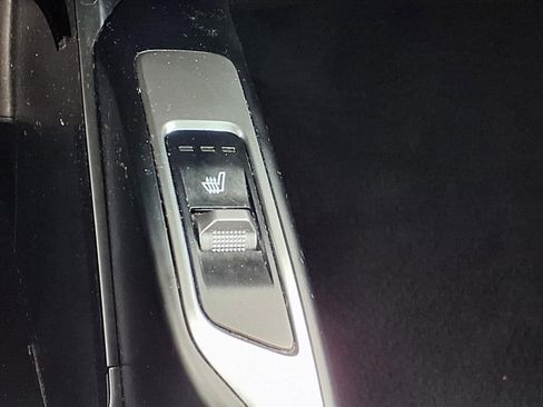 Certified 2022 Kia Sorento EX FWD image 16