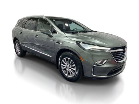 Used 2023 Buick Enclave Essence w/ LPO, Floor Liner Package FWD image 5