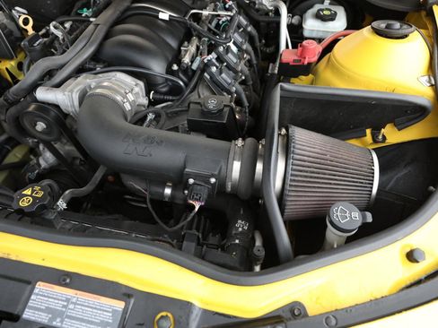 Used 2010 Chevrolet Camaro SS w/ RS Package image 29