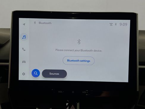 Used 2025 Toyota Corolla XSE image 27