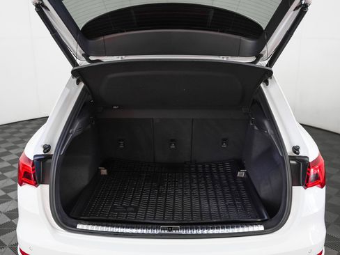 Certified 2022 Audi Q3 2.0T Premium Plus image 12