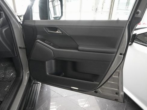 Certified 2026 Lexus GX 550 w/ Accessory Package (2T) AWD/4WD image 17