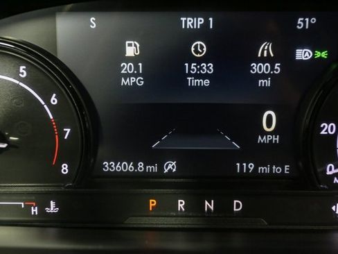 Used 2022 Lincoln Corsair AWD w/ Premium Package image 35