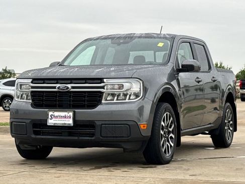 Used 2022 Ford Maverick Lariat FWD image 3
